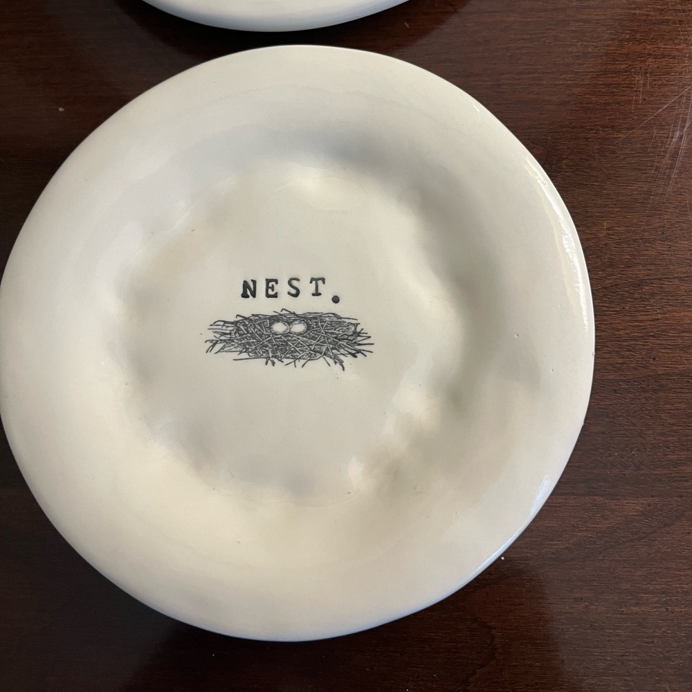 Rae Dunn M Studio ‘Nest.’ 6” Round Plates~Set of 4 - Picture 6 of 12